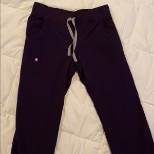 Figs purple Medium tall 4 pocket scrub pants